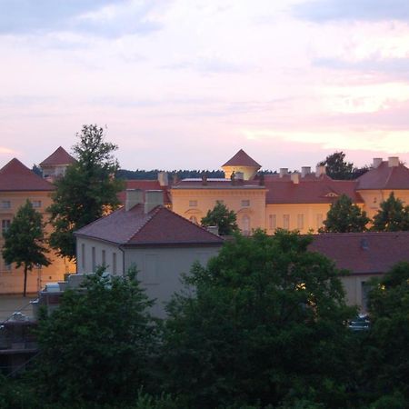 Schloss-Und Seeblick Apartment Rheinsberg Esterno foto