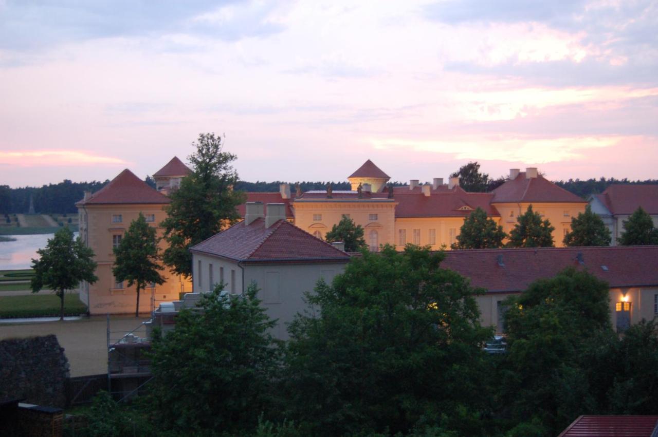 Schloss-Und Seeblick Apartment Rheinsberg Esterno foto